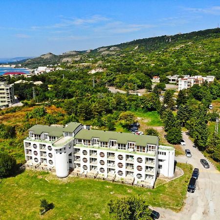 בלצ'יק Saint George Hotel 1 מראה חיצוני תמונה