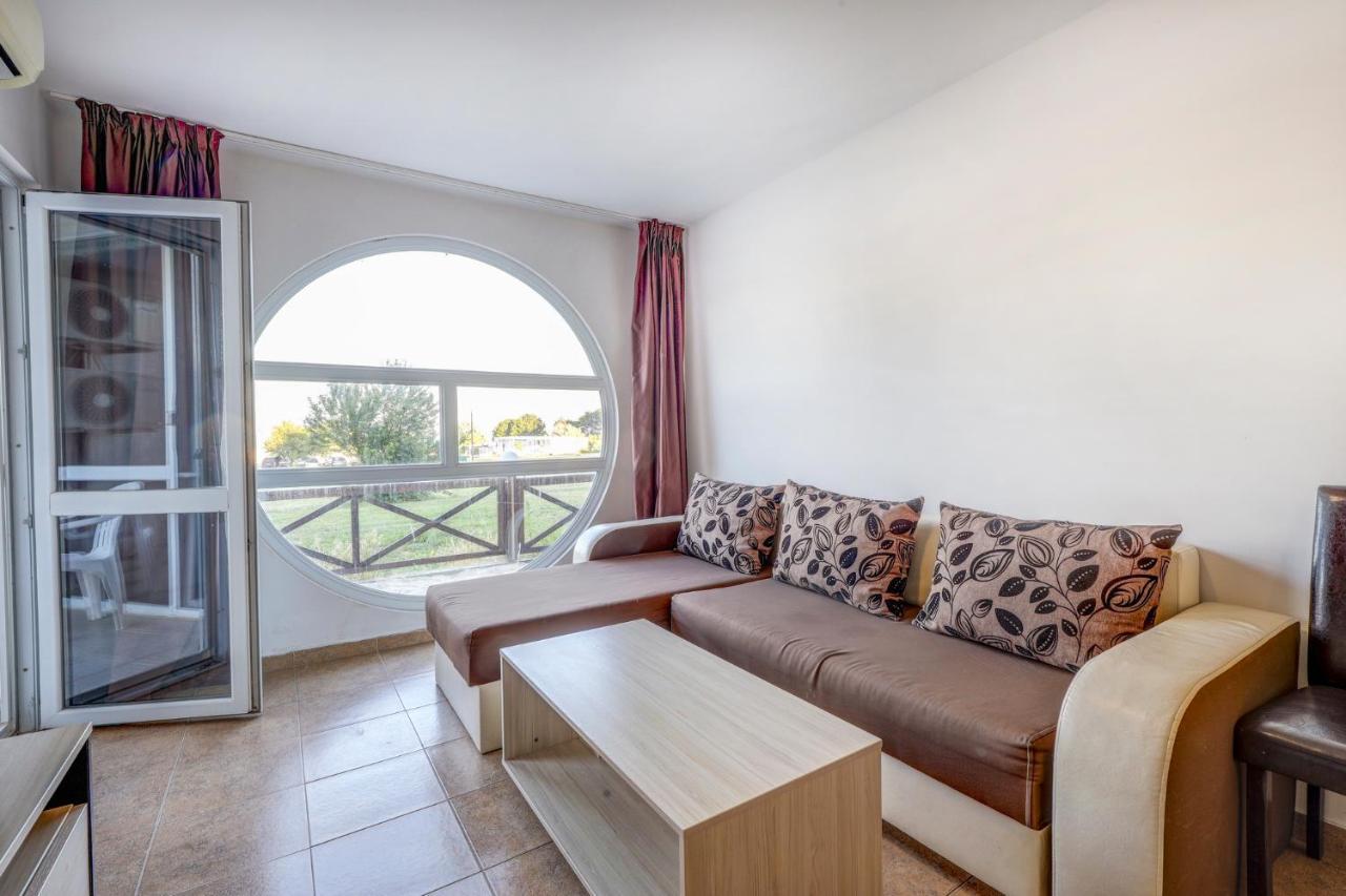 בלצ'יק Saint George Hotel 1 מראה חיצוני תמונה
