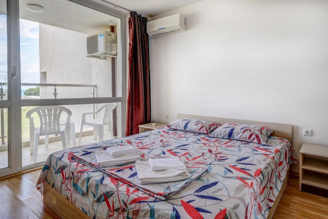 בלצ'יק Saint George Hotel 1 מראה חיצוני תמונה