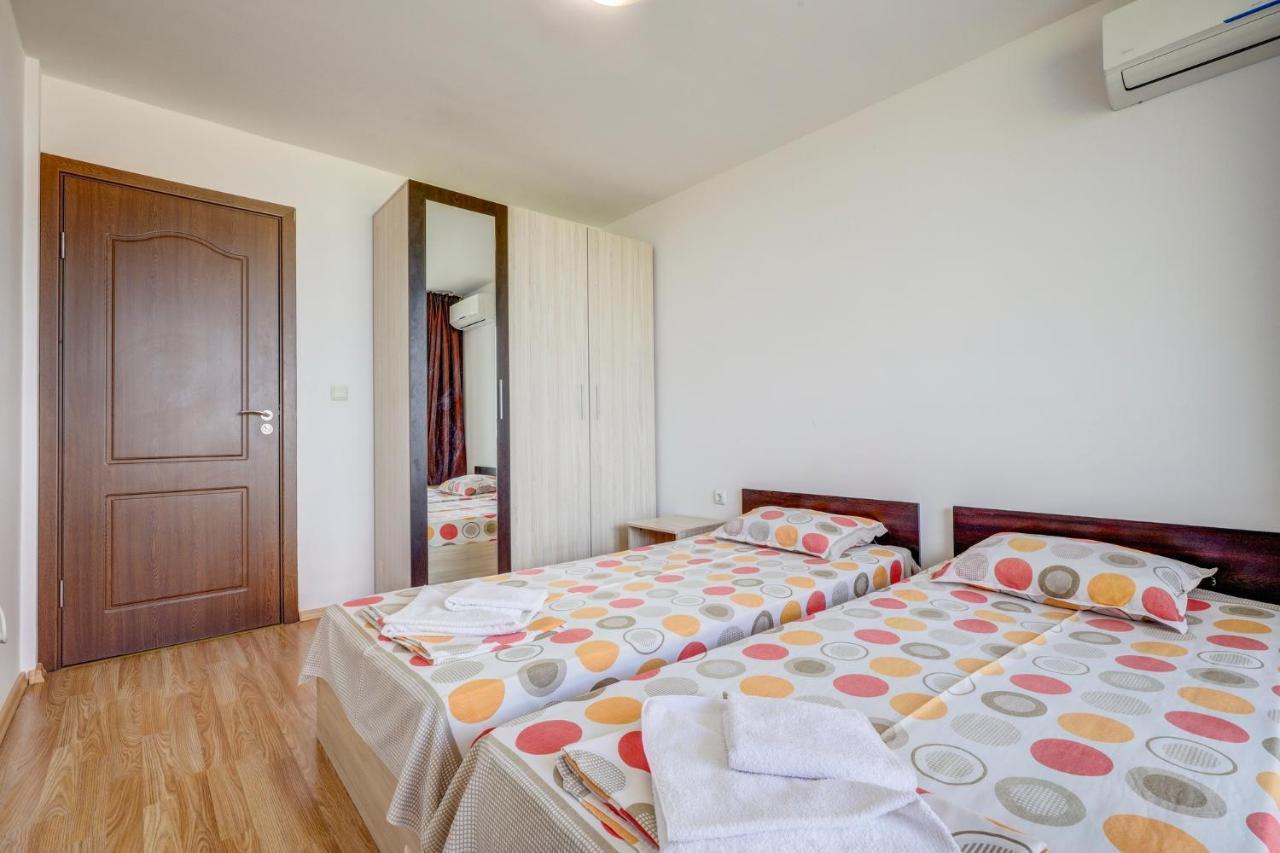 בלצ'יק Saint George Hotel 1 מראה חיצוני תמונה