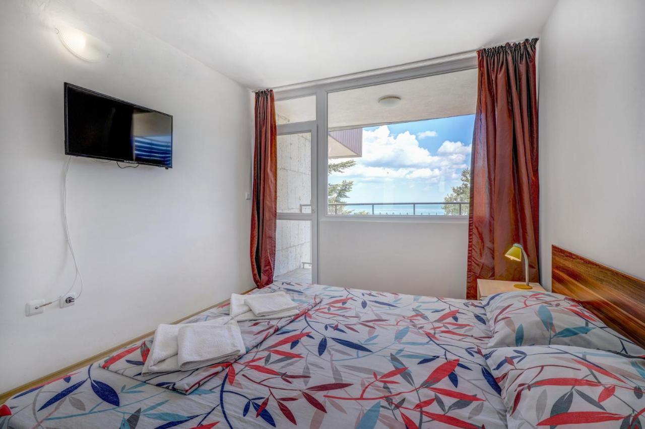 בלצ'יק Saint George Hotel 1 מראה חיצוני תמונה