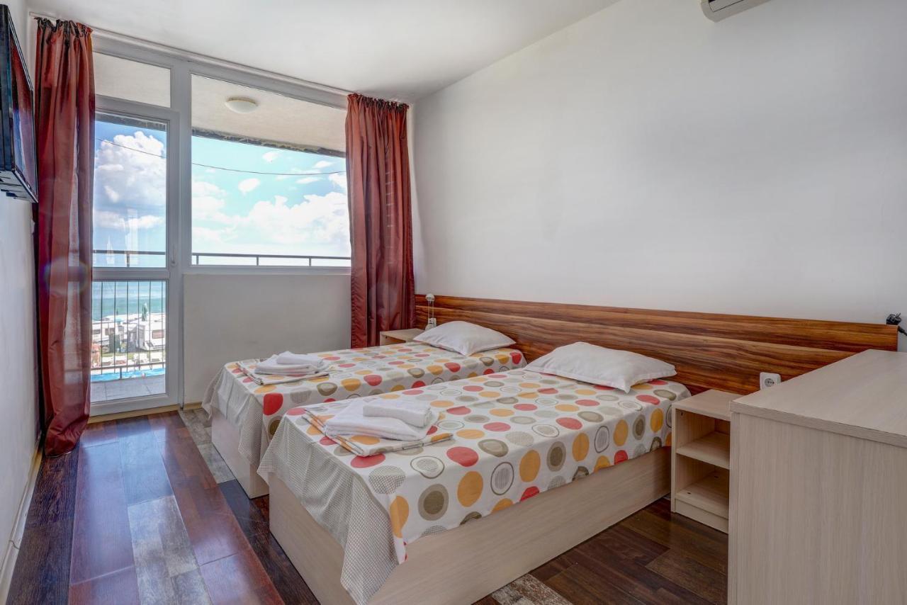 בלצ'יק Saint George Hotel 1 מראה חיצוני תמונה