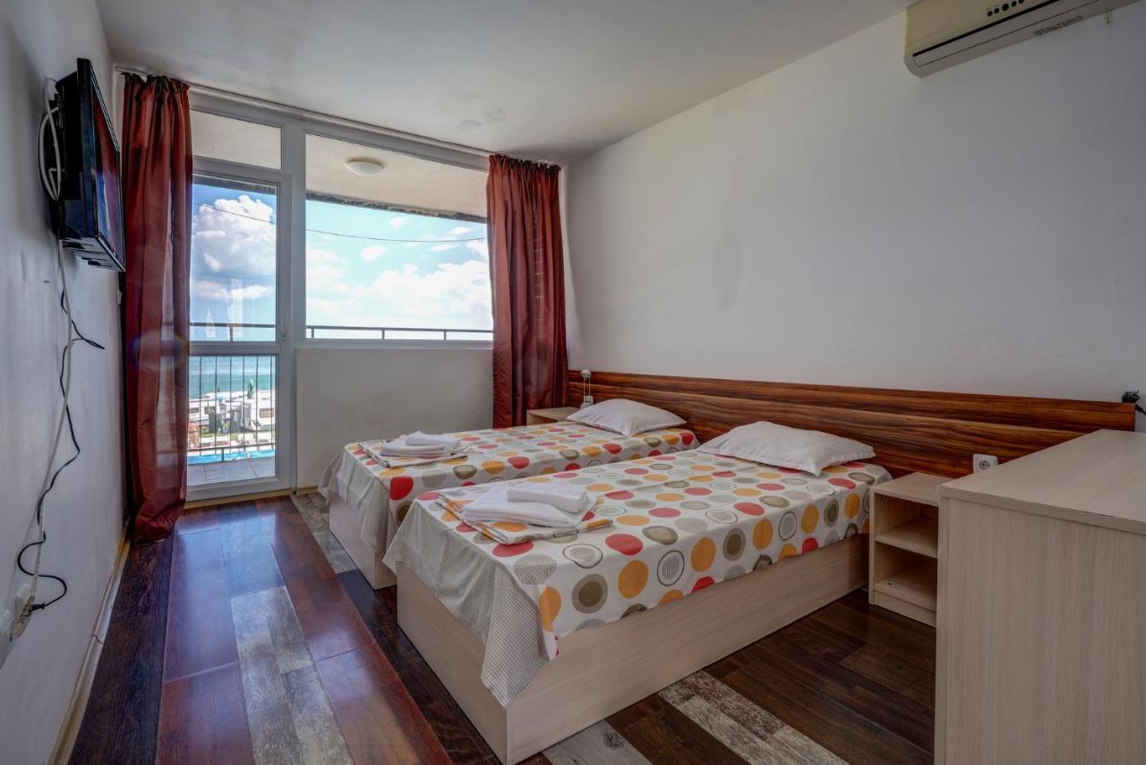 בלצ'יק Saint George Hotel 1 מראה חיצוני תמונה