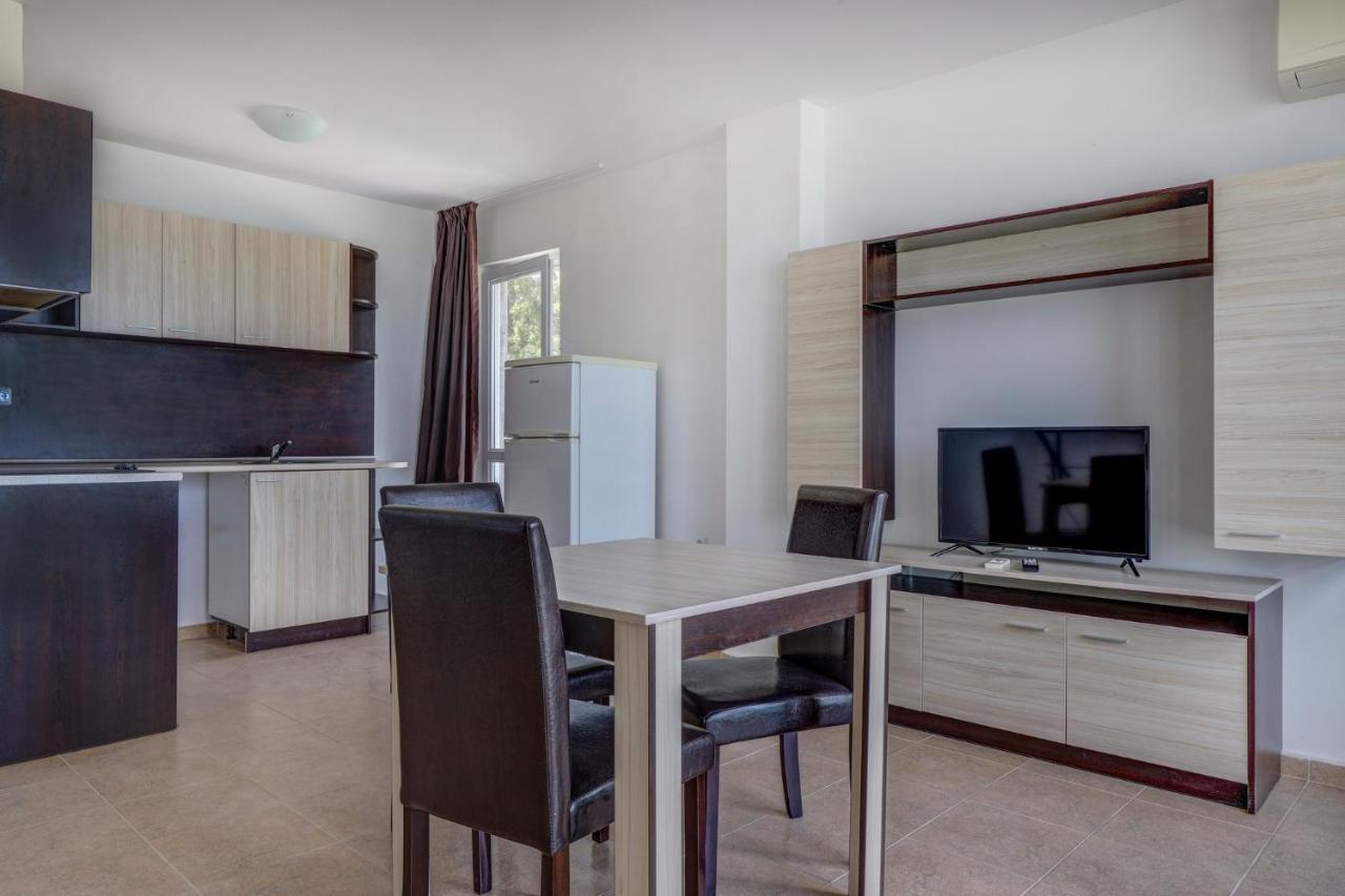 בלצ'יק Saint George Hotel 1 מראה חיצוני תמונה