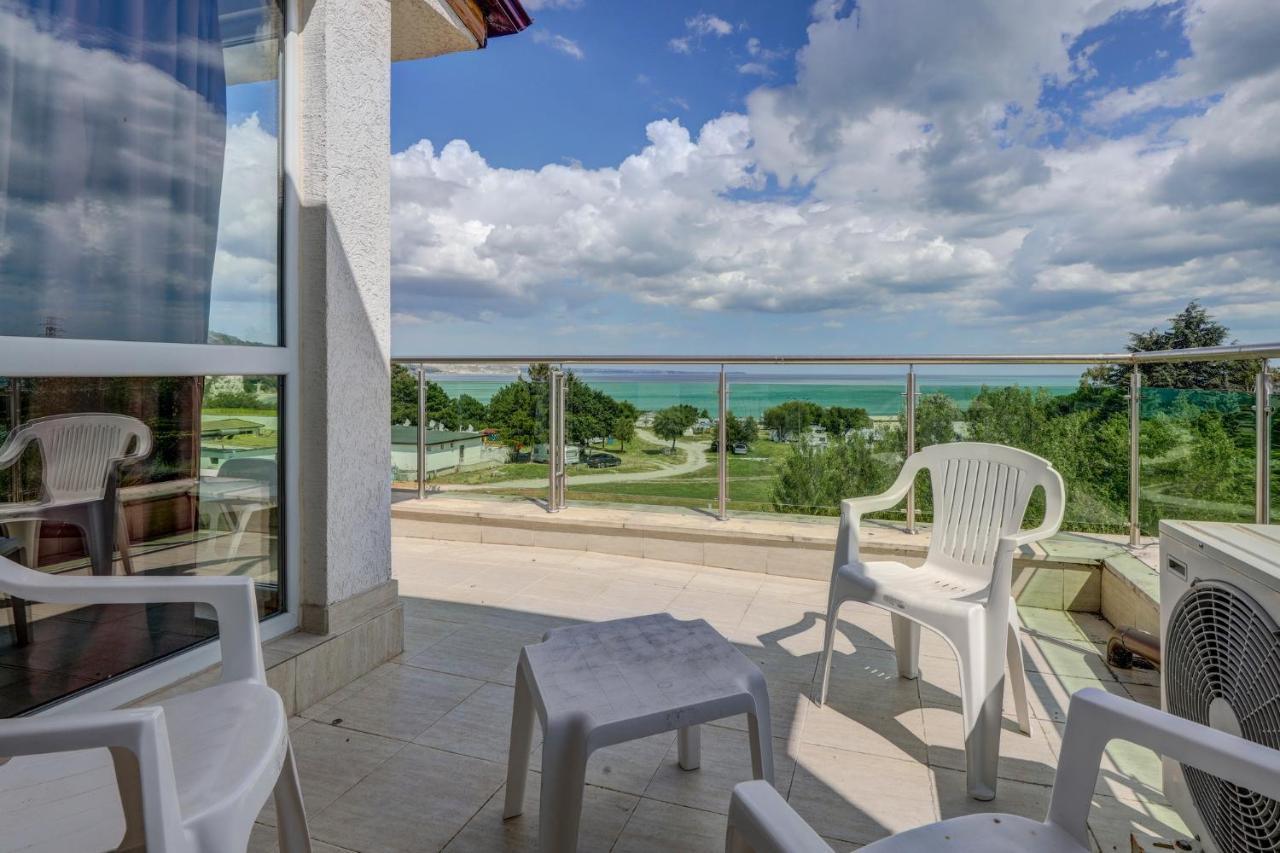 בלצ'יק Saint George Hotel 1 מראה חיצוני תמונה